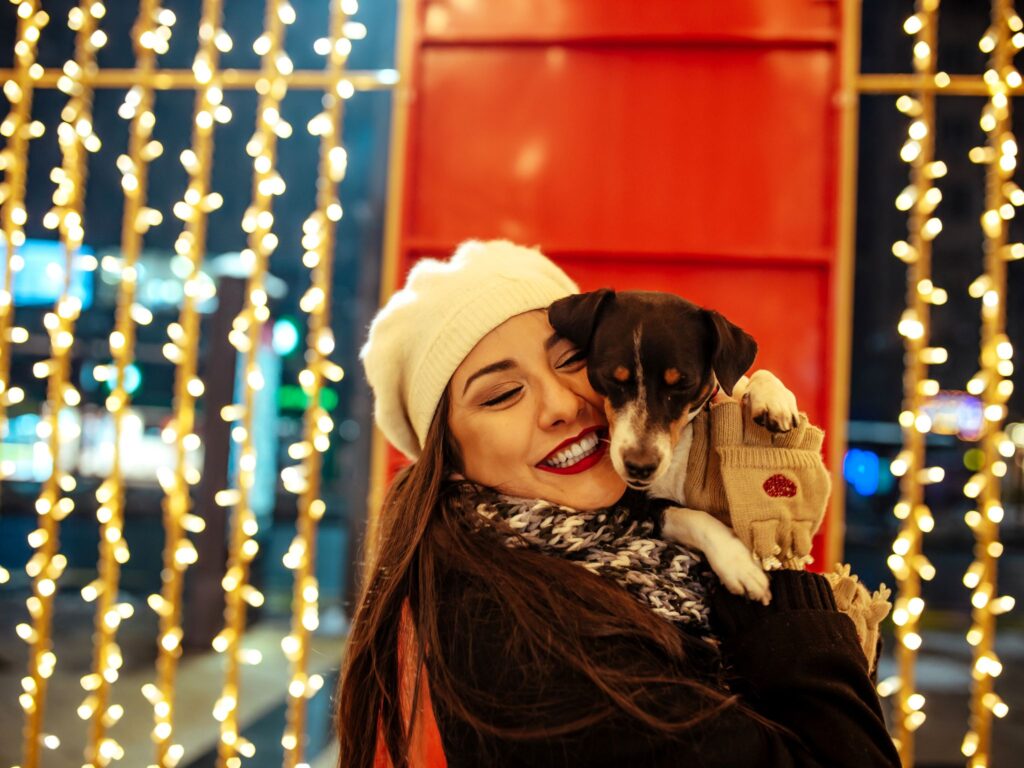 Gestire la Paura del Tuo Cane durante i Botti di Capodanno: 5 Consigli Pratici per un Ambiente Sicuro